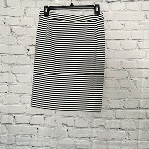 41 Hawthorn black and white skirt